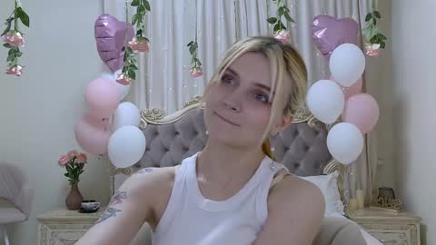 Kelly Stoneys online show from March 7, 3:39 pm