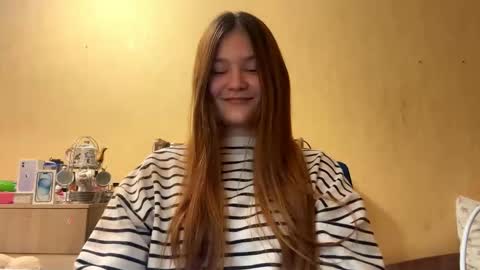 Mia online show from February 7, 6:01 pm