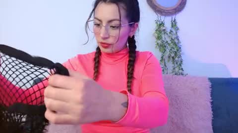 Snapshot of kendal_mosk chatting on September 19, 8:19 pm Valery online show from September 19, 8:19 pm