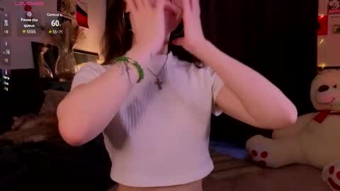 Kendal online show from February 20, 1:59 am