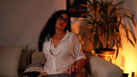 kendally_ online show from March 16, 2:10 pm