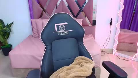 kendra online show from October 31, 3:41 am