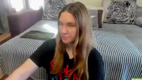 Kendra online show from April 29, 2:37 am