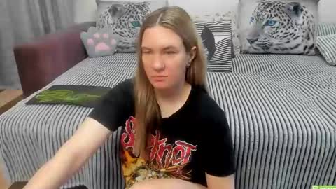 Kendra online show from May 21, 1:58 am