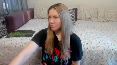 Kendra online show from June 3, 11:32 pm