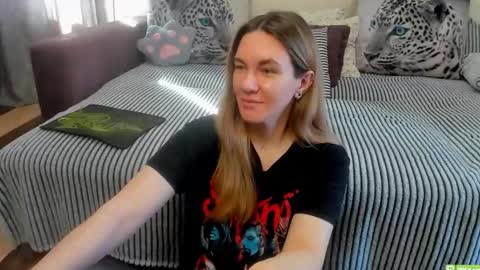 Kendra online show from April 28, 2:27 am