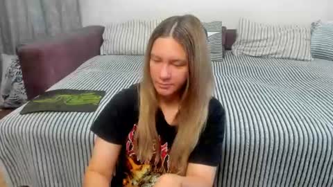 Kendra online show from July 21, 11:49 pm