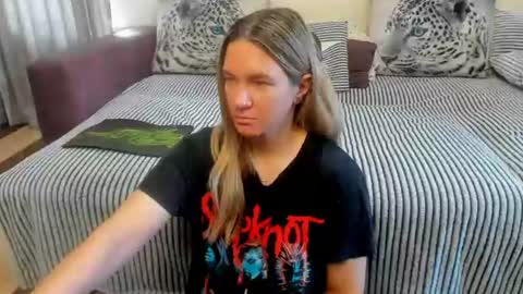 Kendra online show from August 2, 1:19 am