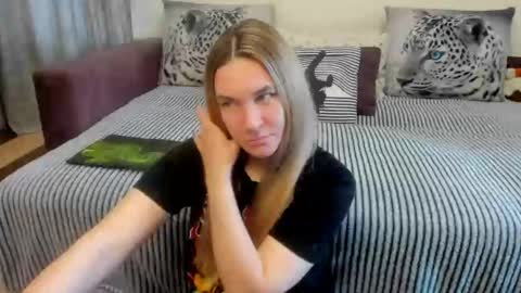 Kendra online show from June 6, 11:55 pm