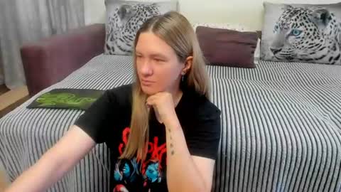 Kendra online show from June 21, 11:42 pm