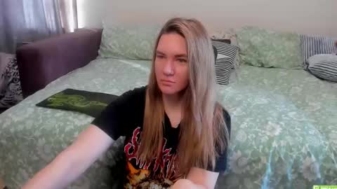 Kendra online show from May 28, 1:58 am