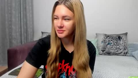 Kendra online show from October 6, 12:38 am