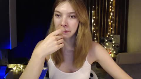 Snapshot of kesha_muah chatting on March 9, 3:38 pm kesha online show from March 9, 3:38 pm