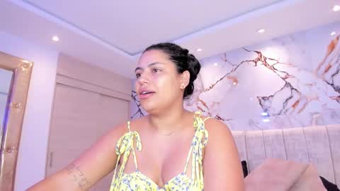    N         M online show from November 19, 11:32 am