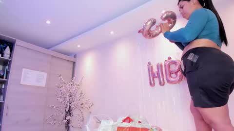    N         M online show from October 23, 11:38 am