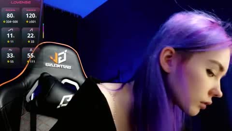 Kira online show from November 7, 8:47 pm