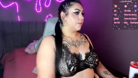 K I A R A            online show from January 12, 12:32 pm