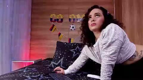 kiaralopez_ online show from July 17, 3:33 am