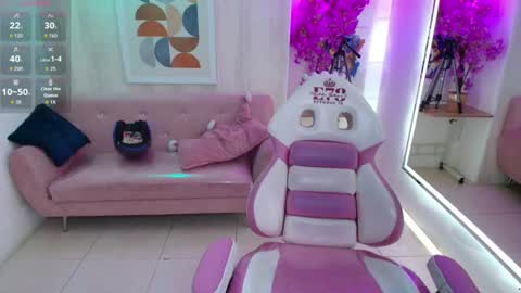 Kitty online show from July 16, 12:21 pm