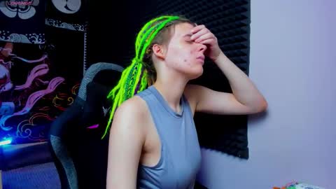 Kiki online show from October 10, 10:09 am