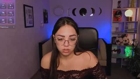 kiki_swan online show from June 28, 9:10 pm