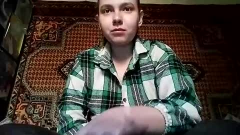 kikibang_ online show from October 21, 8:18 am