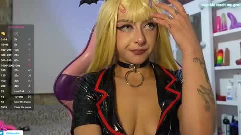 kiki online show from November 13, 9:03 pm