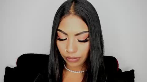 kim_mouth17 online show from June 11, 6:10 am