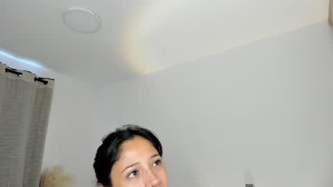 Kim Murphy online show from June 18, 1:38 pm