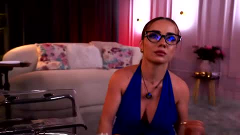 Kim online show from July 7, 3:04 pm