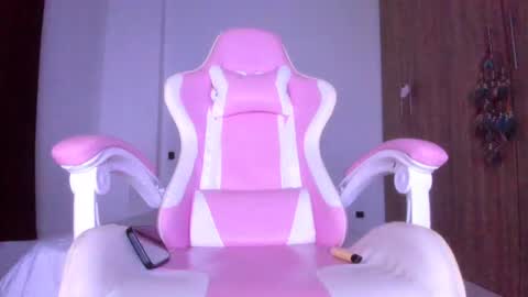 kim online show from July 19, 9:55 am