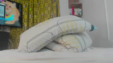 Kimberly online show from December 2, 2:24 am