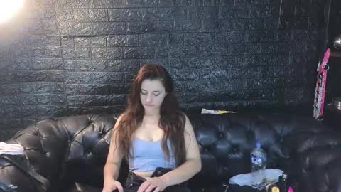  KIMBERLY SWAN  online show from March 8, 3:54 am