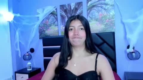 Kimberly Villalobos online show from October 29, 11:58 am