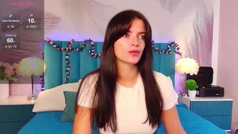 Snapshot of kimberlyy77 chatting on September 10, 6:13 am Kim online show from September 10, 6:13 am