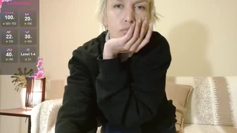 Kim  online show from March 13, 6:20 pm