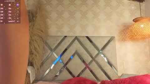 kimhilton online show from November 13, 4:44 am