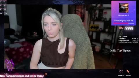 Wolfs Girl online show from January 11, 11:46 pm