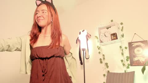 Snapshot of kimmcarter chatting on February 6, 3:59 am Kimm online show from February 6, 3:59 am