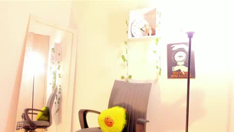 Snapshot of kimmcarter chatting on December 14, 11:23 pm Kimm online show from December 14, 11:23 pm