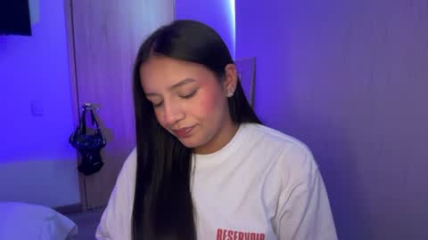 kimmi online show from June 26, 10:22 pm