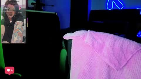Kimmi online show from June 19, 3:44 am