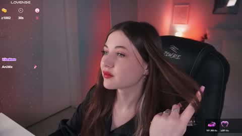  Your Kimmie  follow me  online show from March 17, 9:46 am