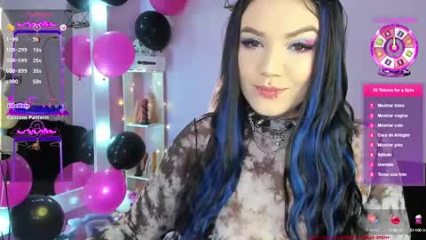 Snapshot of kimmy_vampire666 chatting on December 26, 5:19 pm Kim online show from December 26, 5:19 pm