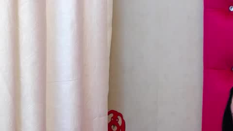 Snapshot of kimmysprinkles chatting on October 3, 9:31 pm Kimmy online show from October 3, 9:31 pm