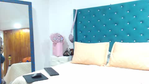 Snapshot of kimscarleth chatting on September 12, 3:41 pm Kim online show from September 12, 3:41 pm