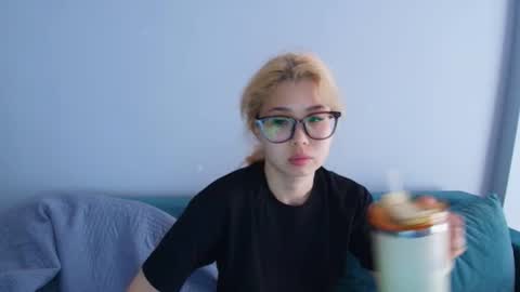 Kimi online show from June 25, 3:17 am