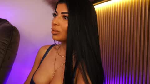Andreea online show from April 19, 7:27 pm