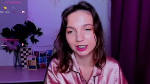 Hazel online show from July 11, 8:25 am