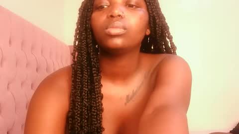 Lola online show from March 1, 9:31 am